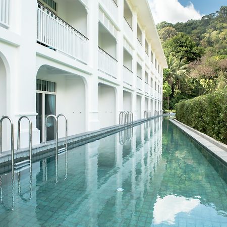 마리나 갤러리 리조트 -카차- 칼림 베이 (SHA Plus+) Patong 외부 사진 The swimming pool at the hotel
