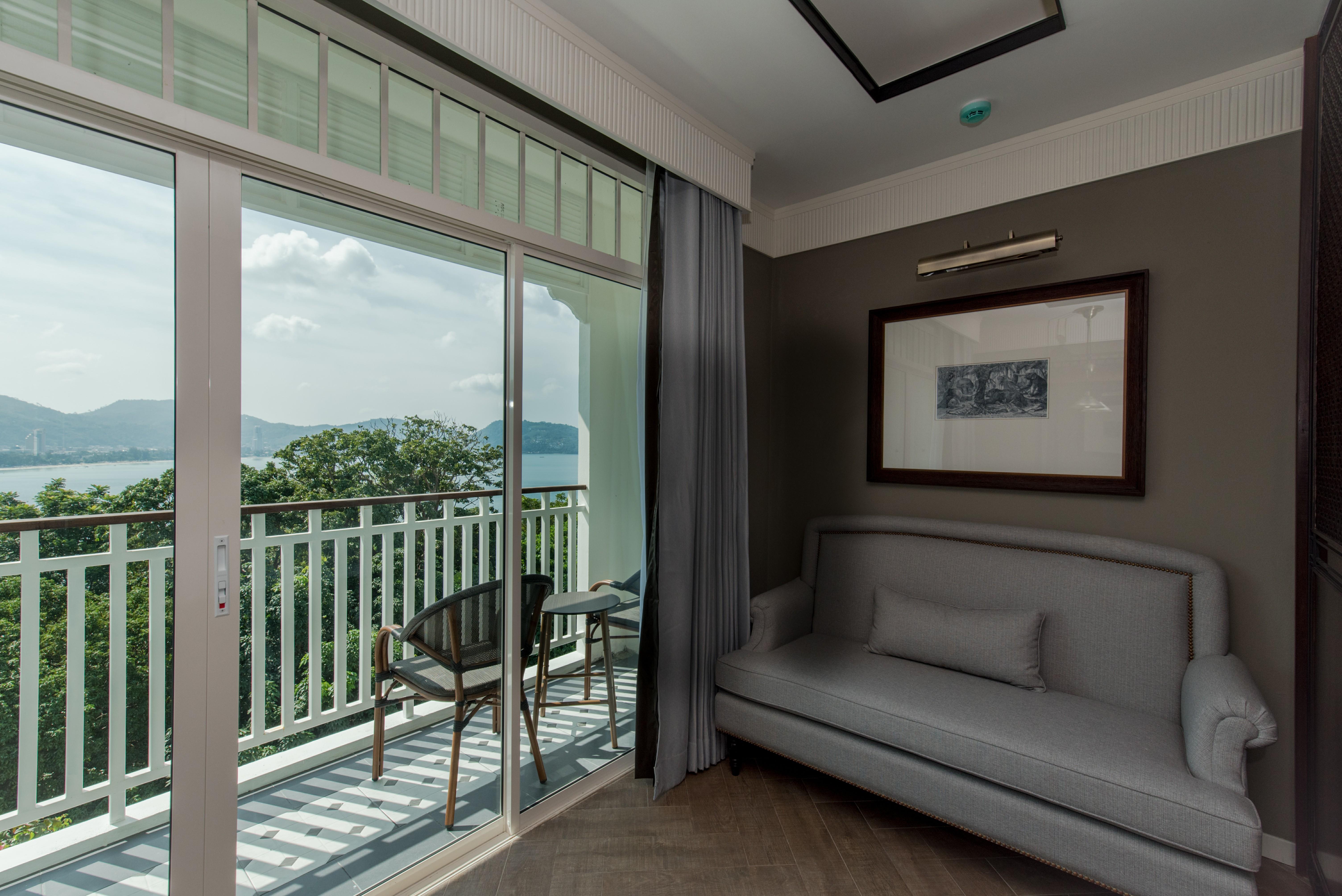 마리나 갤러리 리조트 -카차- 칼림 베이 (SHA Plus+) Patong 외부 사진 A room at the hotel